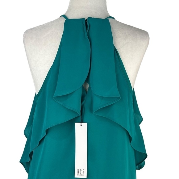 𝅺NEW WITH TAGS‎ NSR RUFFLE HALTER DRESS - Picture 5 of 14